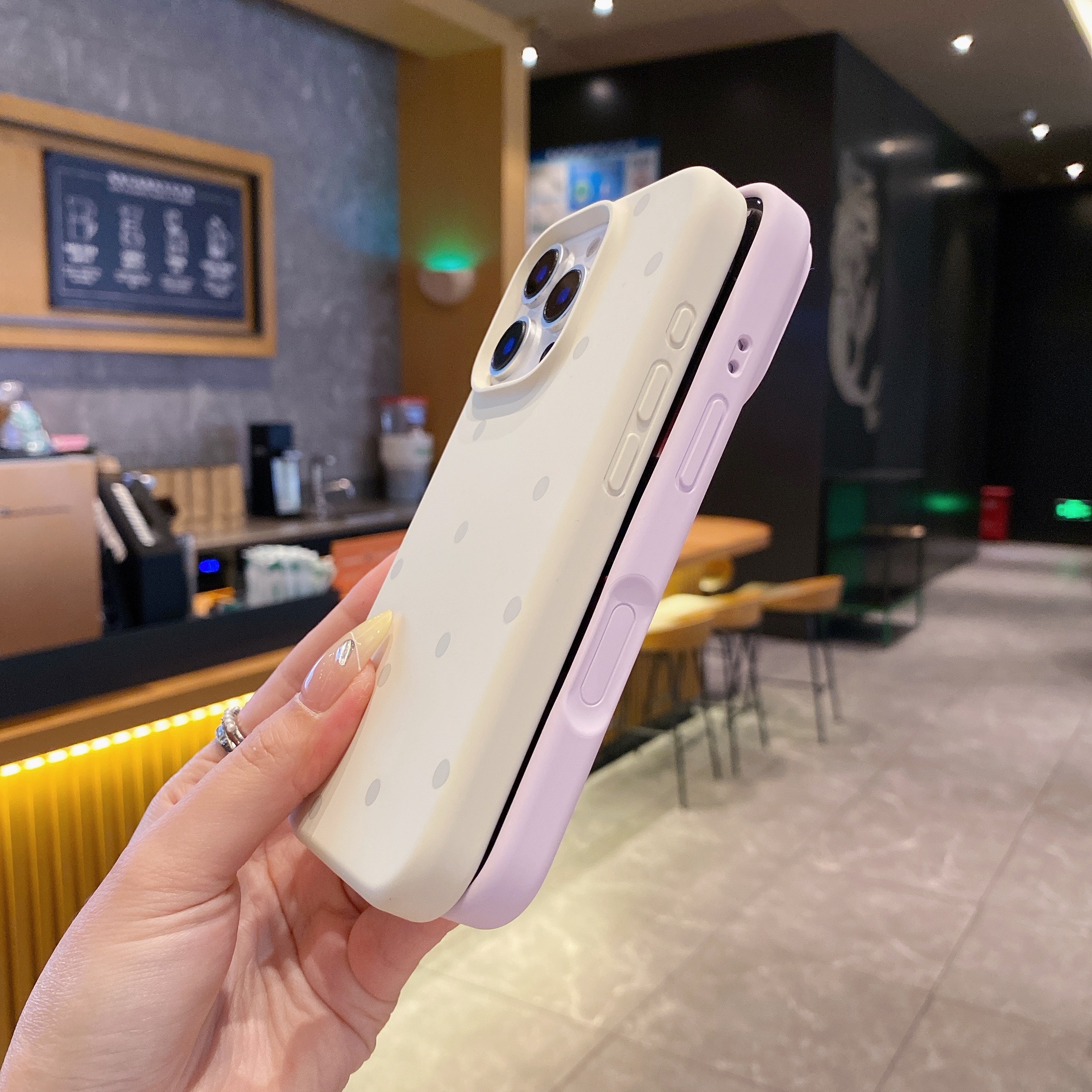 For iPhone 16 Promax liquid si - Phone Cases Highpoint recension och pris